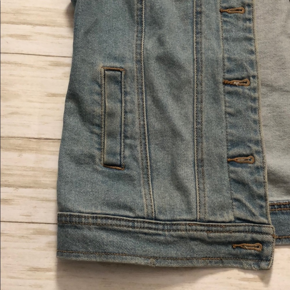 Universal Thread small jean vest - Picture 5 of 6